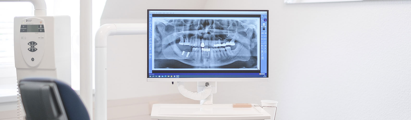 Garantie und Implantatsprechstunde, Zahnarzt Leipzig